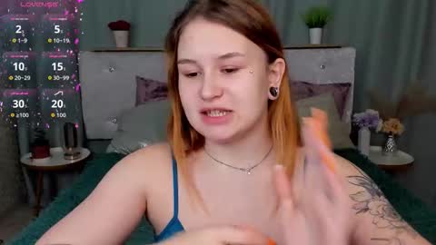 milanaxhoney online show from February 15, 1:41 am