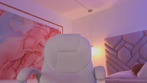 Milan Corleone online show from April 5, 12:15 pm