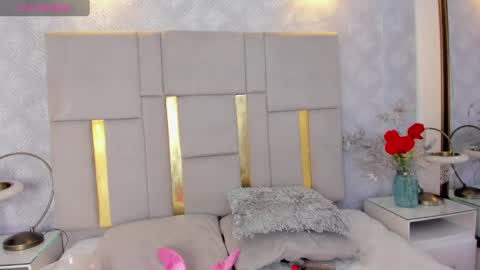 Cami  online show from October 28, 11:05 am