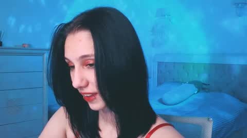 milavey online show from April 15, 5:02 pm