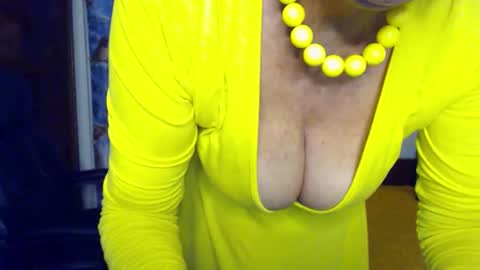 MilayaDFlow online show from January 11, 4:56 pm