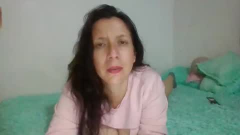 milfevha online show from March 1, 11:04 pm