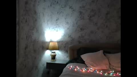 milissasii online show from February 18, 5:11 pm