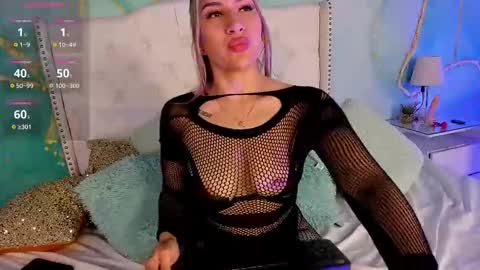 MiLKa VeLvEtT online show from March 9, 5:05 pm