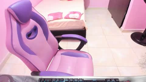 vale online show from November 16, 12:27 pm