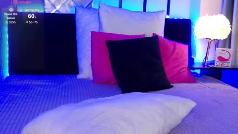 milla_cali online show from February 10, 2:58 am