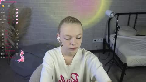 Hello  Im Mila online show from September 17, 8:34 am