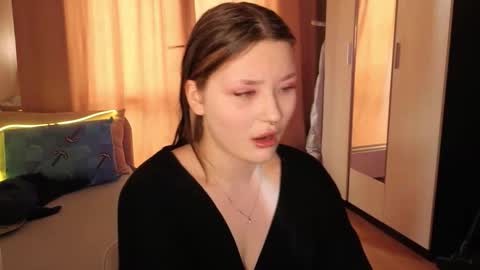 Millie online show from March 8, 3:21 am