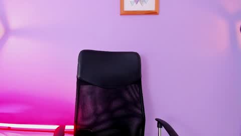 Millie online show from April 13, 12:28 pm