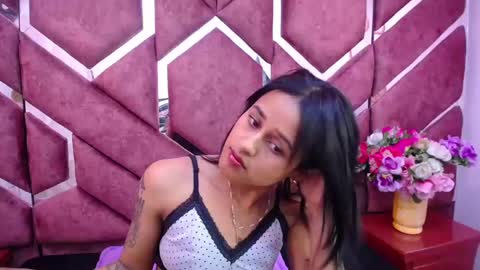 Snapshot of milly_print chatting on December 20, 2:52 am Milly Print online show from December 20, 2:52 am