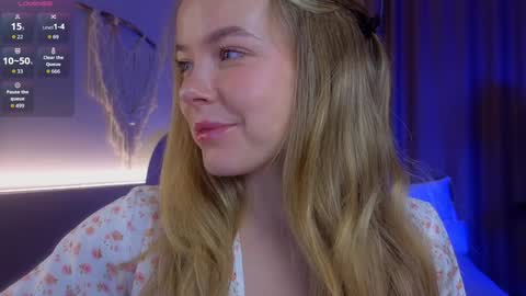 Milly    online show from November 3, 6:50 am