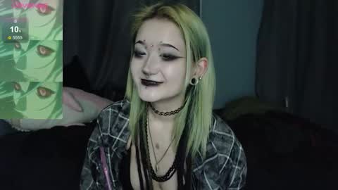 milten_trish online show from February 24, 6:50 pm