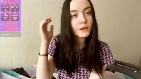 mimipurr online show from September 30, 8:31 am