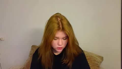 hi Im Mina  online show from February 9, 9:55 am