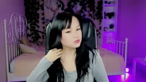 Snapshot of mina_yoon chatting on October 16, 10:07 am Mina online show from October 16, 10:07 am