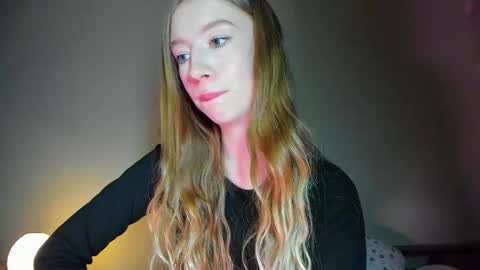 Amelia online show from April 13, 9:37 pm