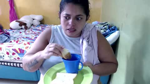 Andrea online show from March 4, 11:50 am