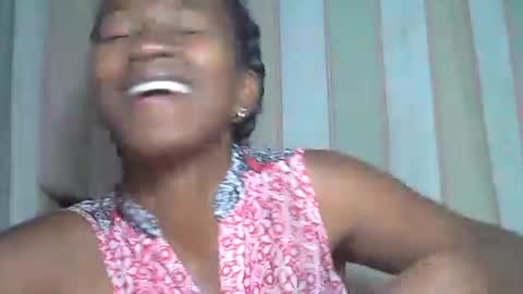 minouch211907 online show from November 8, 1:10 am