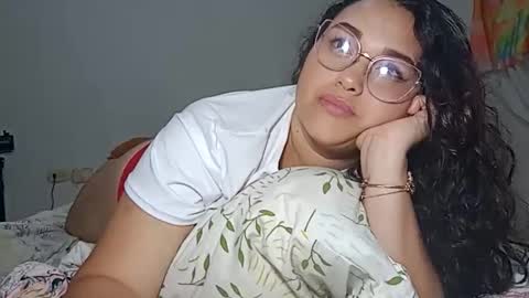 Snapshot of mira_cherry chatting on October 23, 6:52 am mira_cherry online show from October 23, 6:52 am