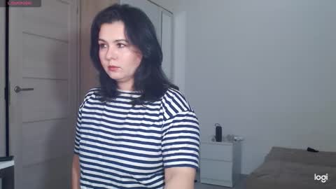 Snapshot of miradiaz chatting on October 24, 12:23 pm Meera online show from October 24, 12:23 pm