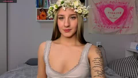 Cassie online show from May 17, 5:45 pm