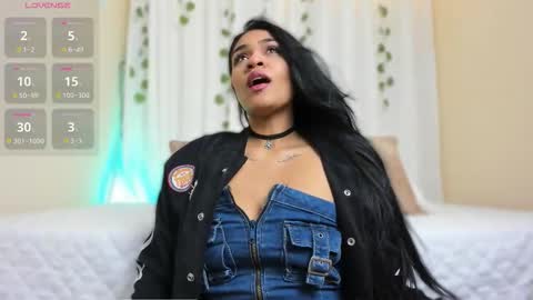 Miranda  online show from March 13, 12:39 pm