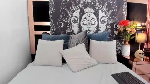 Miranda  online show from January 13, 6:12 pm