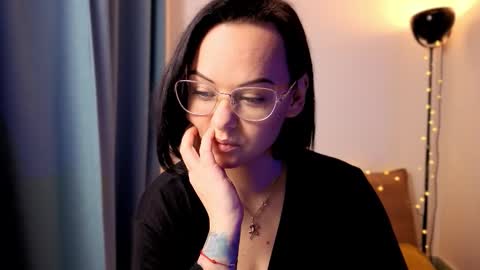 MiraSkyy online show from November 11, 5:43 pm