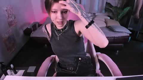 Snapshot of miravelle chatting on October 10, 9:41 pm MiraVelle online show from October 10, 9:41 pm