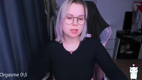 Kira online show from April 11, 11:41 pm