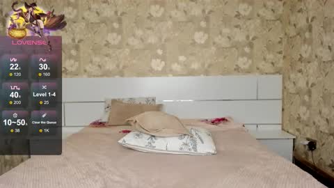 mishapallmer online show from November 11, 12:35 pm