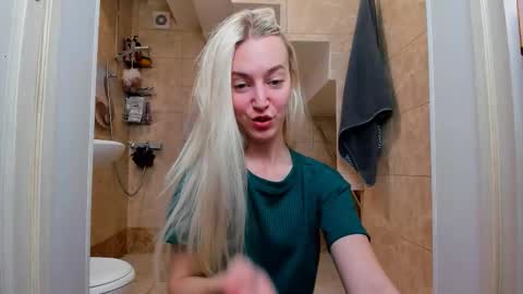 mishapallmer online show from February 7, 7:34 am