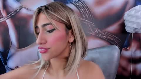 Taylor online show from March 2, 2:11 am