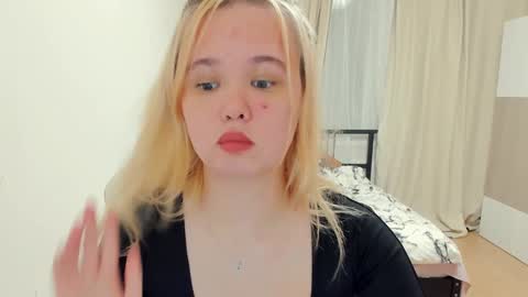 miss__selena online show from January 24, 6:14 pm