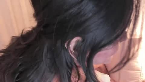    online show from April 15, 1:11 pm