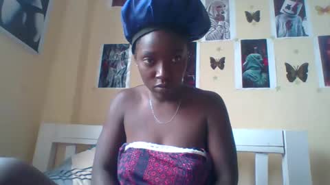 Snapshot of miss_atitude chatting on September 30, 9:15 am miss_atitude online show from September 30, 9:15 am