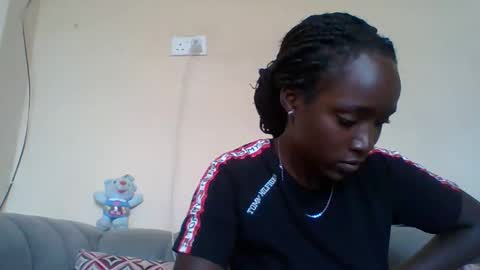 Snapshot of miss_atitude chatting on September 13, 10:34 am miss_atitude online show from September 13, 10:34 am