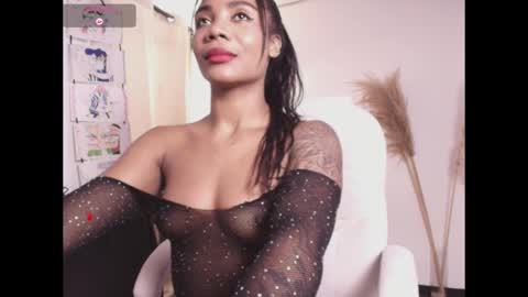 miss_benz online show from January 17, 4:14 pm