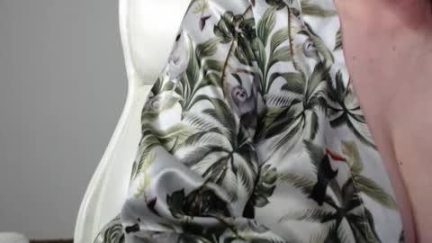 liza online show from October 15, 1:52 am