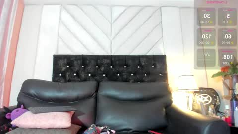 miss_evans_ online show from March 17, 2:21 pm