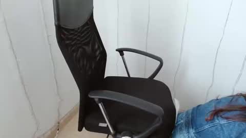 Miss Evoleth online show from January 14, 5:51 pm