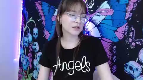 Ahri James online show from August 4, 2:06 am