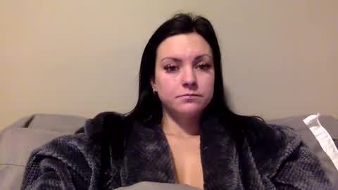 Snapshot of miss_maci_xo chatting on February 17, 11:34 am Maci online show from February 17, 11:34 am