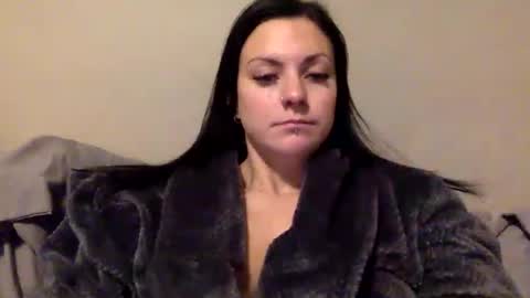 Snapshot of miss_maci_xo chatting on December 17, 11:17 am Maci online show from December 17, 11:17 am