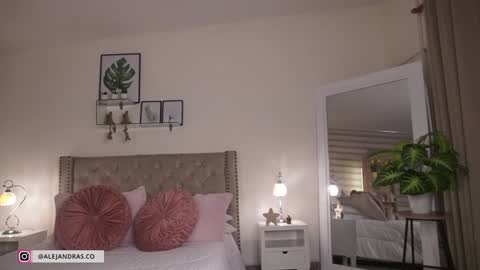 Alejandra online show from February 19, 12:32 am