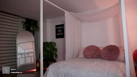 Alejandra online show from June 18, 2:02 am