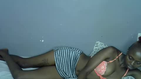 miss_pretty1 online show from December 3, 11:07 pm