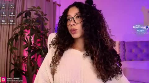 Snapshot of miss_sidney chatting on September 9, 1:33 pm Amy Olivera online show from September 9, 1:33 pm