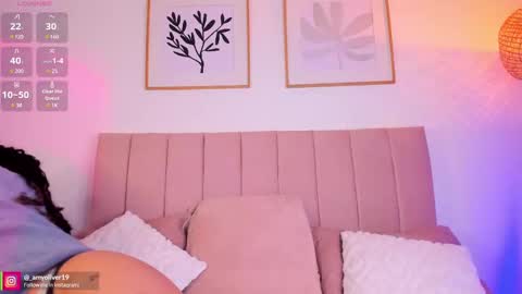 Snapshot of miss_sidney chatting on February 12, 11:40 am Amy Olivera online show from February 12, 11:40 am