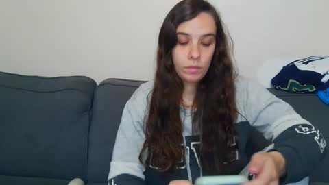 Snapshot of miss_sunshine01 chatting on September 18, 2:15 pm Bella online show from September 18, 2:15 pm